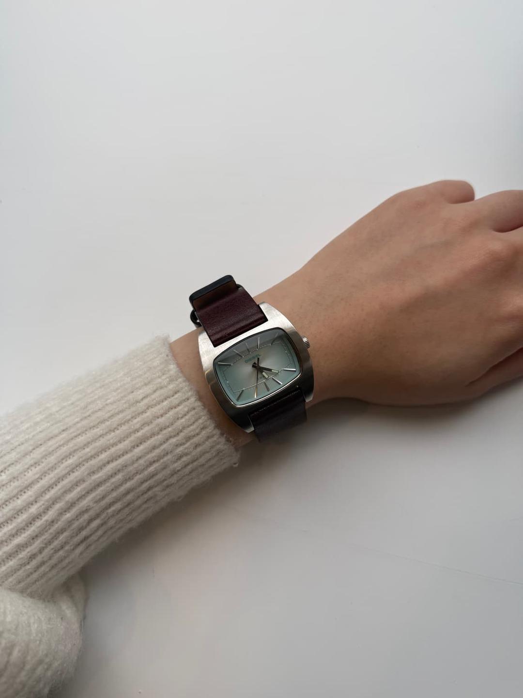 Diesel Watch 빈티지 시계 디젤 레더 워치 DZ2039 | 후루츠패밀리