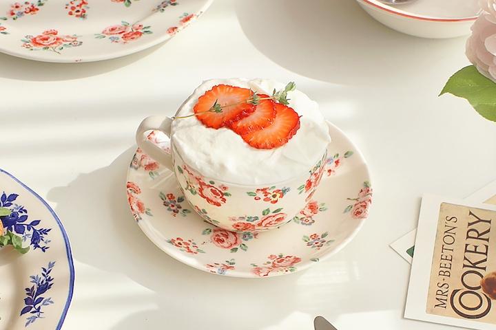 클레이탄 로즈 빈티지 커피잔 세트 / 홈카페 크리스마스 카페 브런치 접시