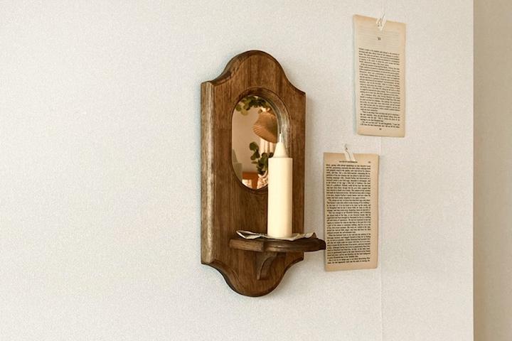 빈티지 무드의 나무 소품, 벽거울촛대