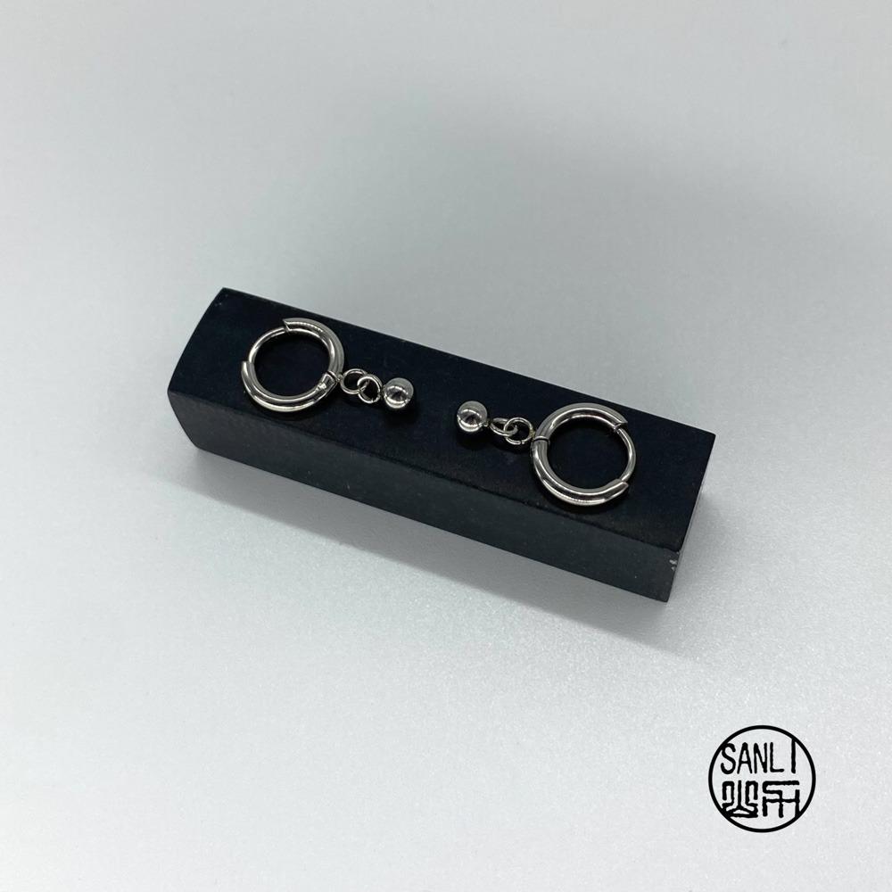 ball earring