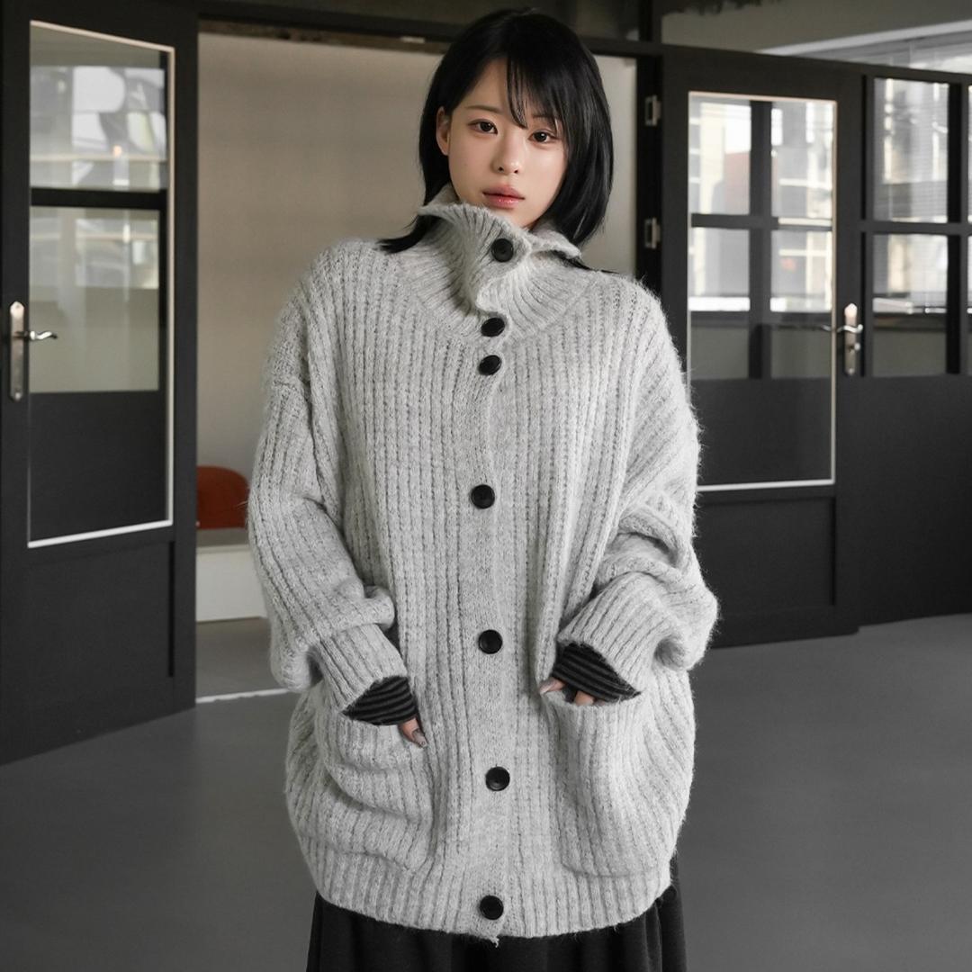 펌블 하이넥 니트가디건