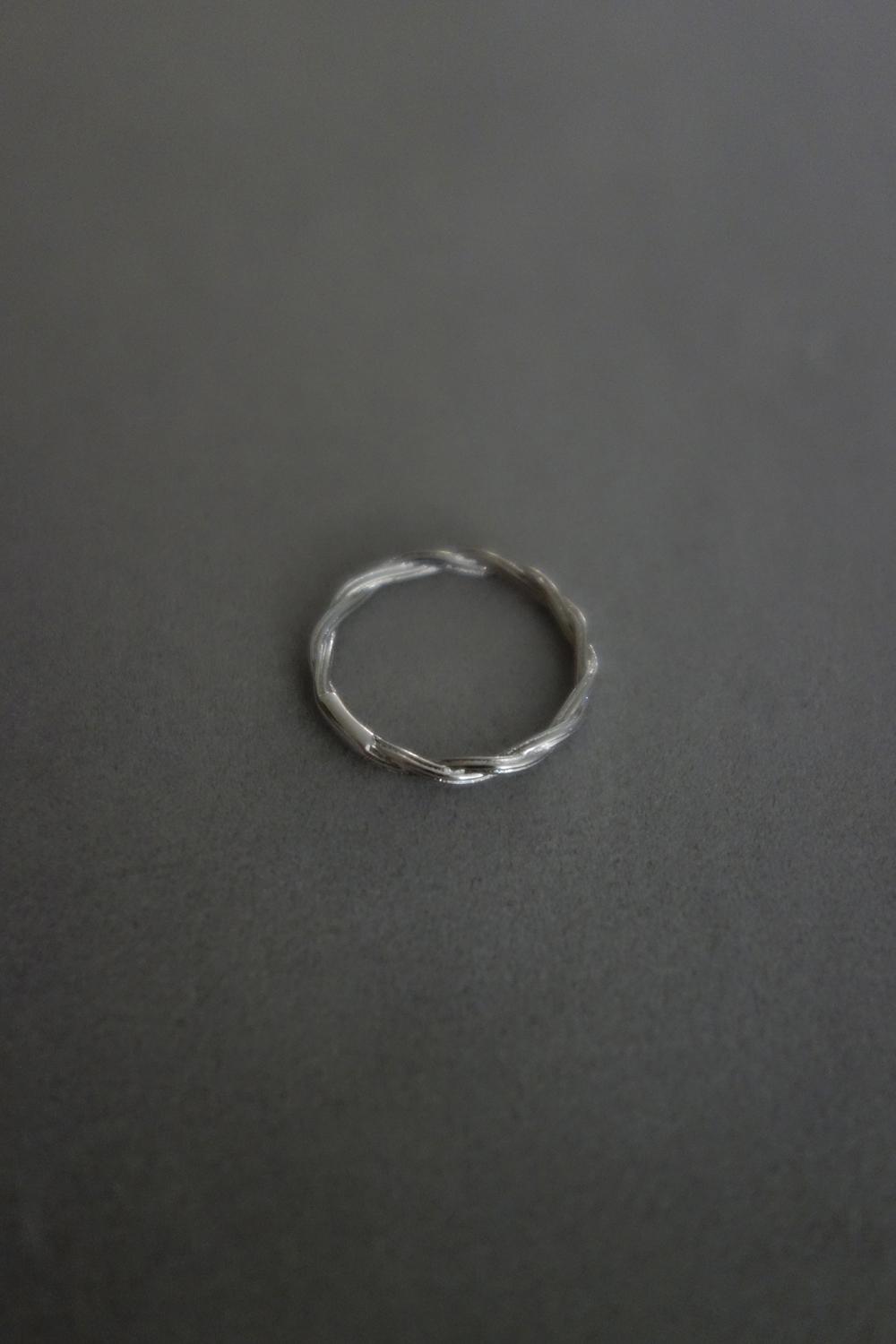 24PF Wire Twist Ring