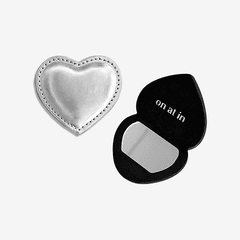 on at in | heart mirror tok (silver)