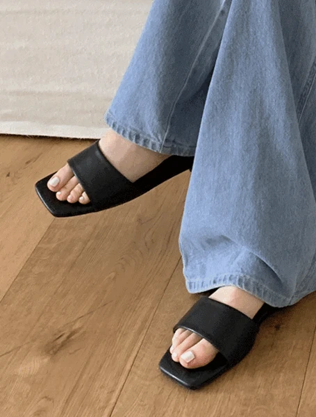 미니멀 스퀘어 뮬 1cm (봄/여름/가을/신상/데일리/데일리룩/출근룩/데이트룩/슈즈/신발/뮬/스퀘어토/스퀘어뮬/샌들/슬리퍼/휴양지/여름신발/쪼리)