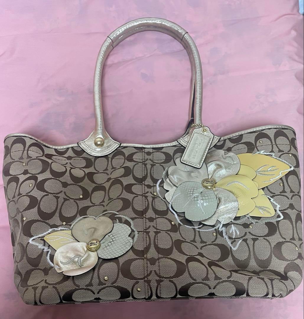 【コーチ】ブリーカーシグネチャー フローラルトート アップリケ