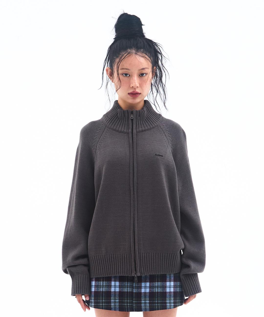 BASIC KNIT ZIP-UP CHARCOAL