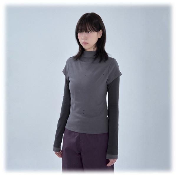 DOT LAYERED T-SHIRT (CHARCOAL)
