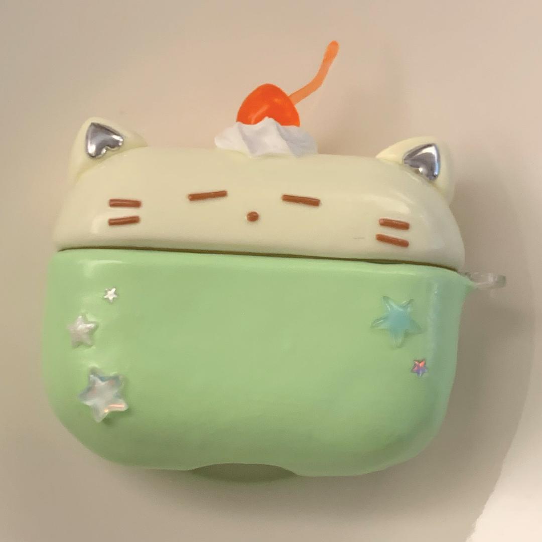 Soda cat AirPod case