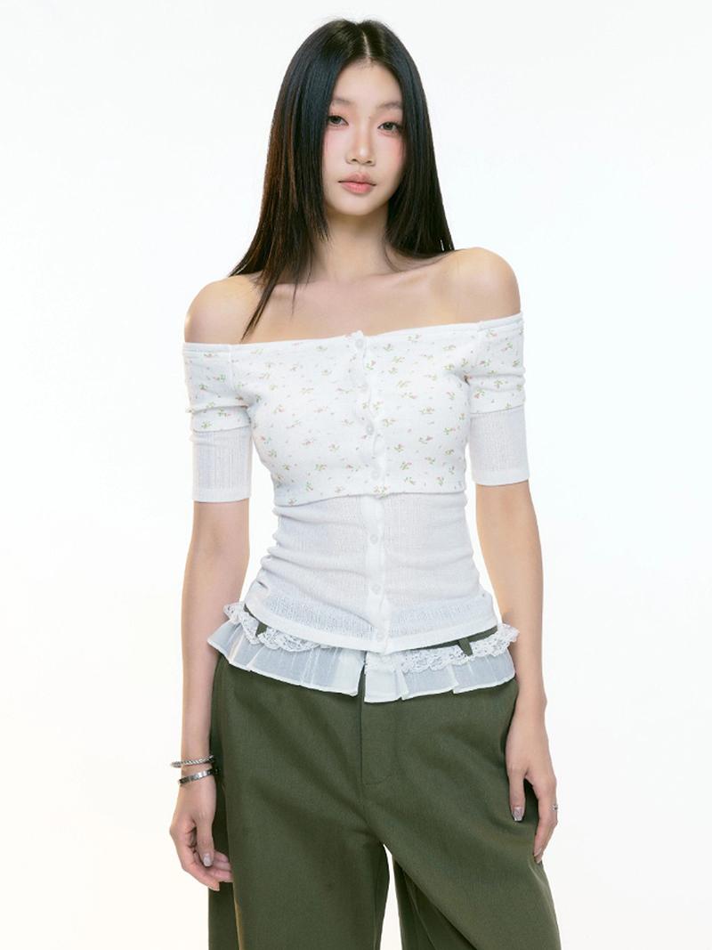 Half Floral Pattern Button Off-Shoulder TEE