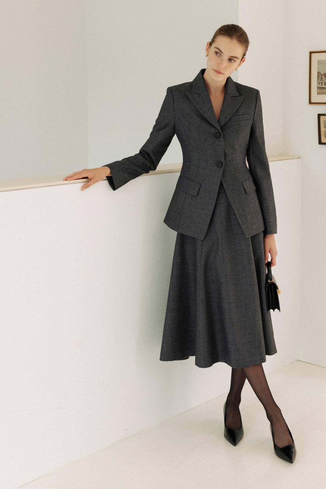 [SET]TERRY Tailored fitted blazer + HEAVEN Flared long skirt (Charcoal gray)