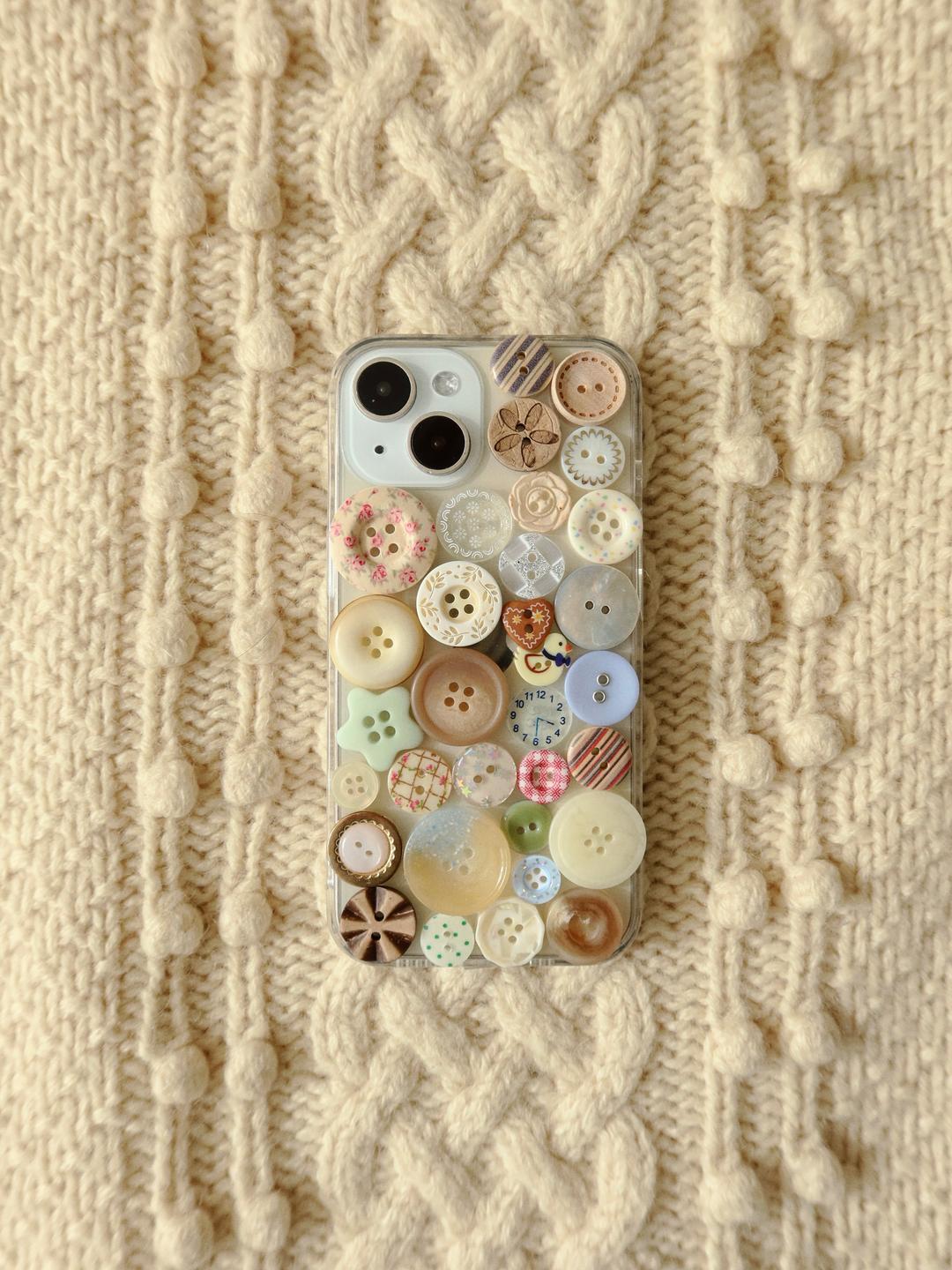 Hug of Nostalgia Button case [Duck version]