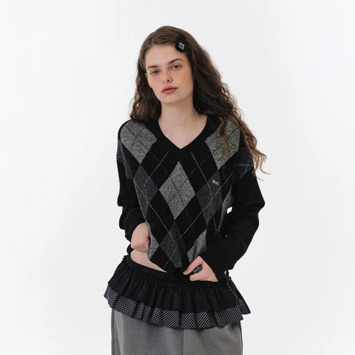 MOMO ARGYLE KNIT (BLACK)
