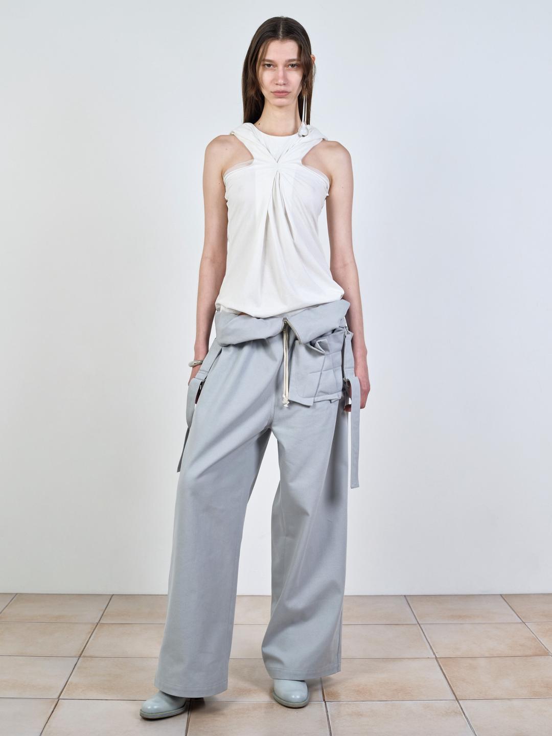 PINCHED HOODIE SLEEVELESS IVORY