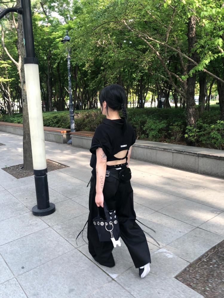 07. PIERCING TOTE BAG (BLACK)