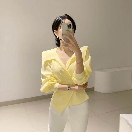 (자체제작/당일발송)드시엘 오프숄더 랩 셔링 블라우스