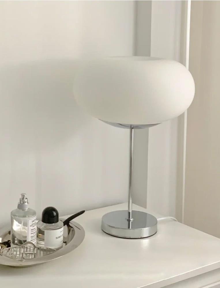 헤이유드 퓨어 화이트 테이블 조명 라운드 글라스 단스탠드 집들이선물 3색전구