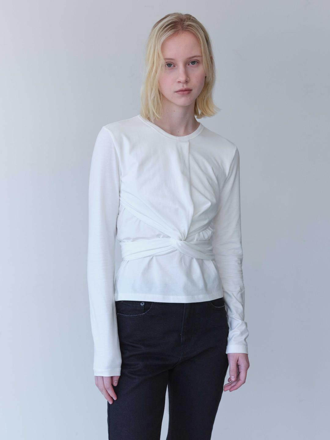 TWISTED DETAIL LONG SLEEVE T-SHIRT