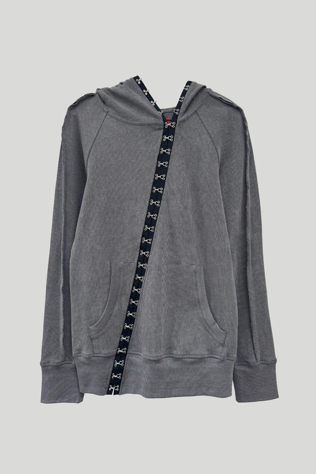 DIAGONAL HOOK N EYE RAGLAN HOODIE