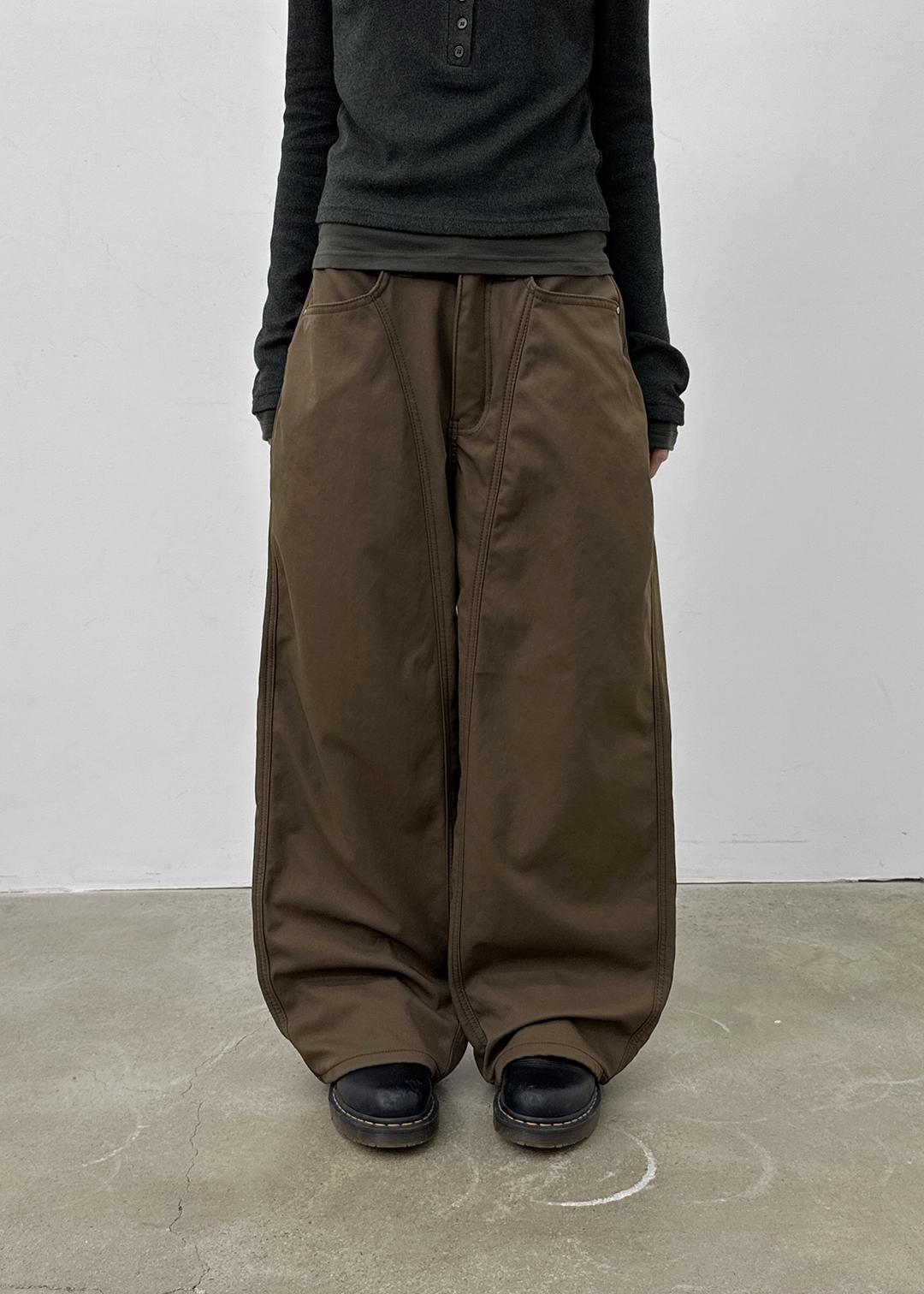 블랙업 푸레니 융기모 절개 벌룬팬츠