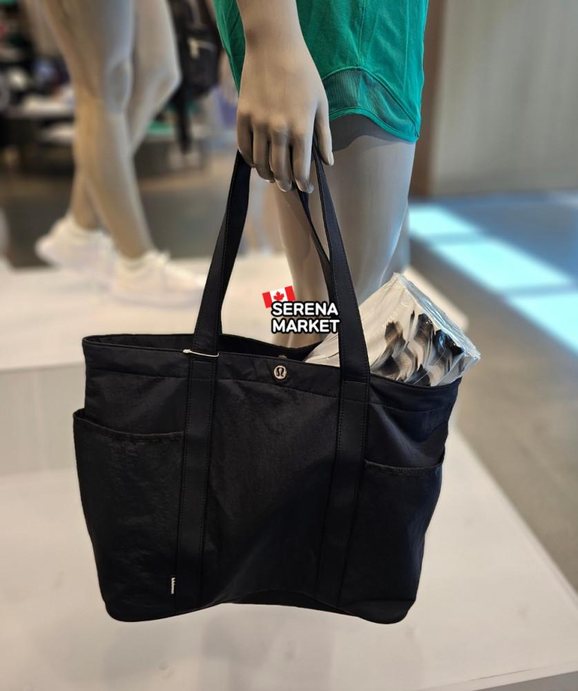 룰루레몬 데일리 멀티 포켓 토트백 Daily Multi-Pocket Tote Bag 20L