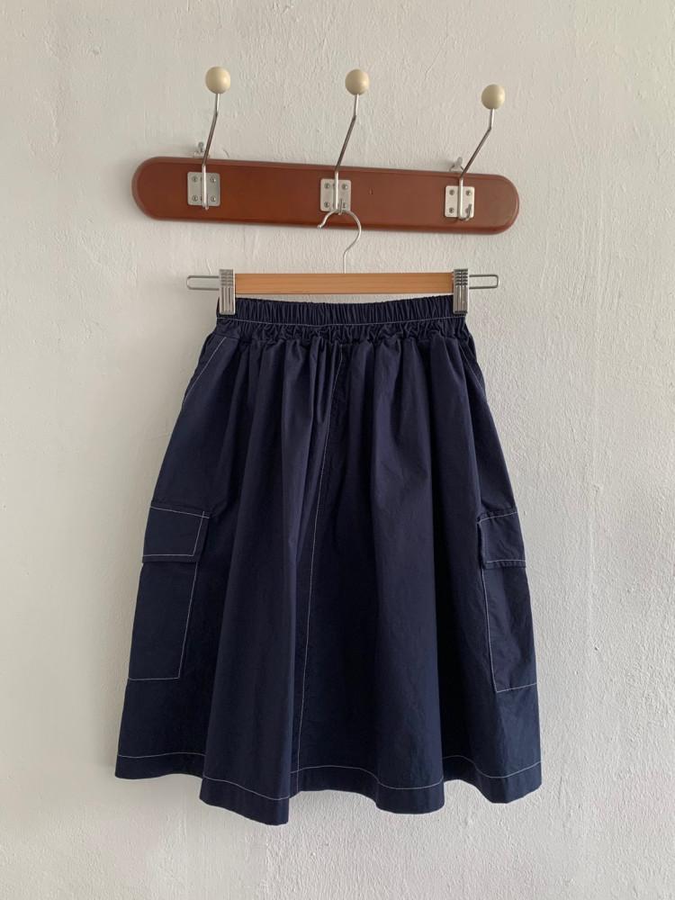 포포 스티치 카고 밴딩 스커트