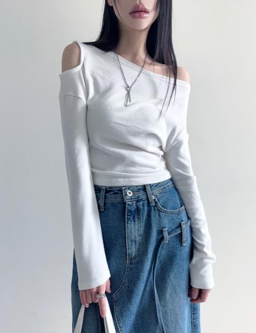 rayon unbalance hole crop tee