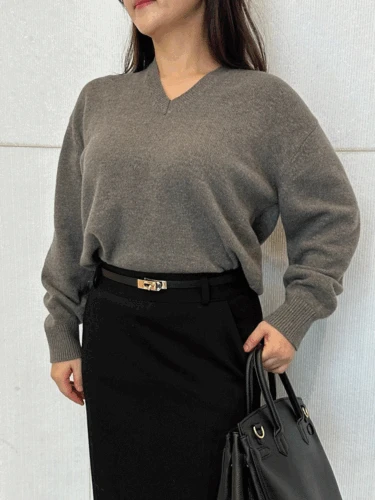 [까슬거림X/원단고퀄]야크울 루즈핏 브이넥 니트