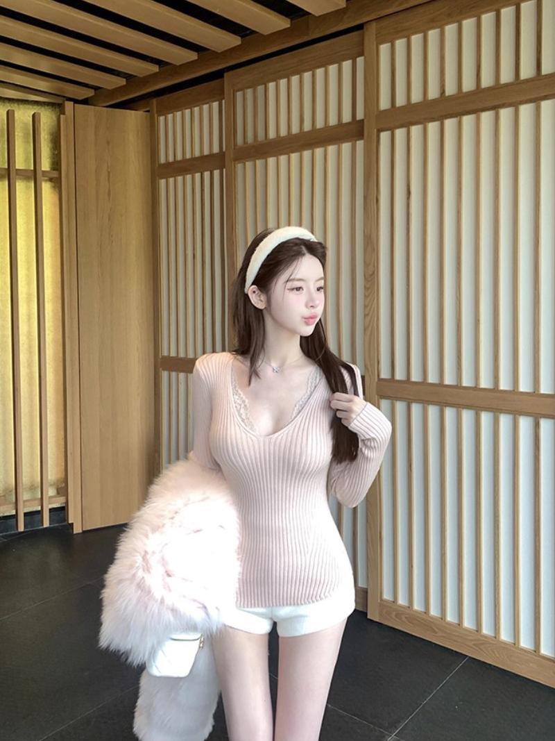 V-neck Ribbed Knitted Sleeve (2Color)