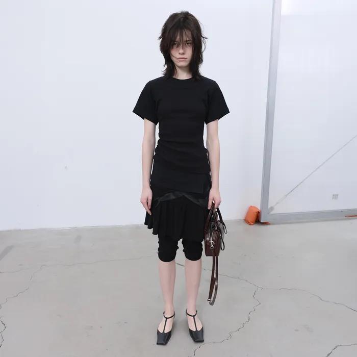 DETAIL SLIM T-SHIRT (BLACK)