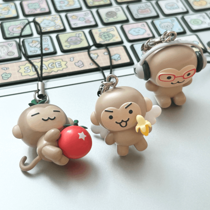 데코보코 얌숭이 피큐어 키링 3type