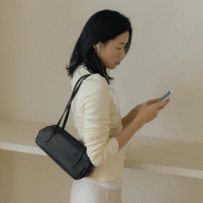 윌로 플루트백 미니 Willo Flute Bag Mini Black