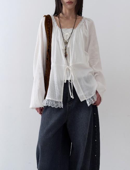 pure shirring lace blouse
