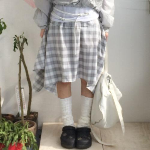 (3 C ᵒ l o🅡) 플레어 체크 스커트