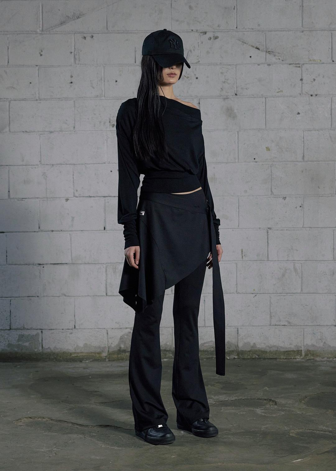 SHOULDER SHIRRING SLEEVE, BLACK