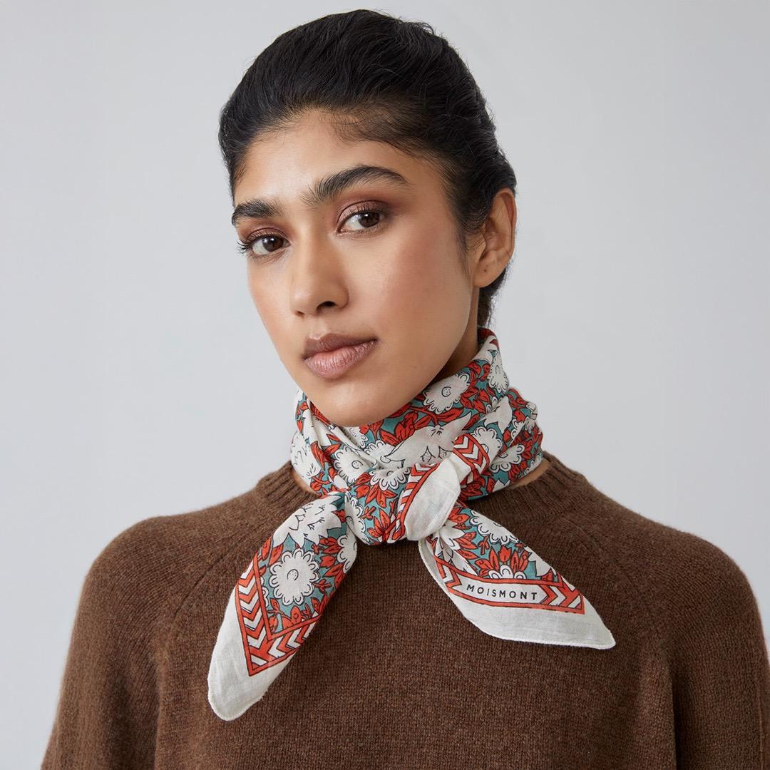 MOM328 Scarf N°680 Poppy