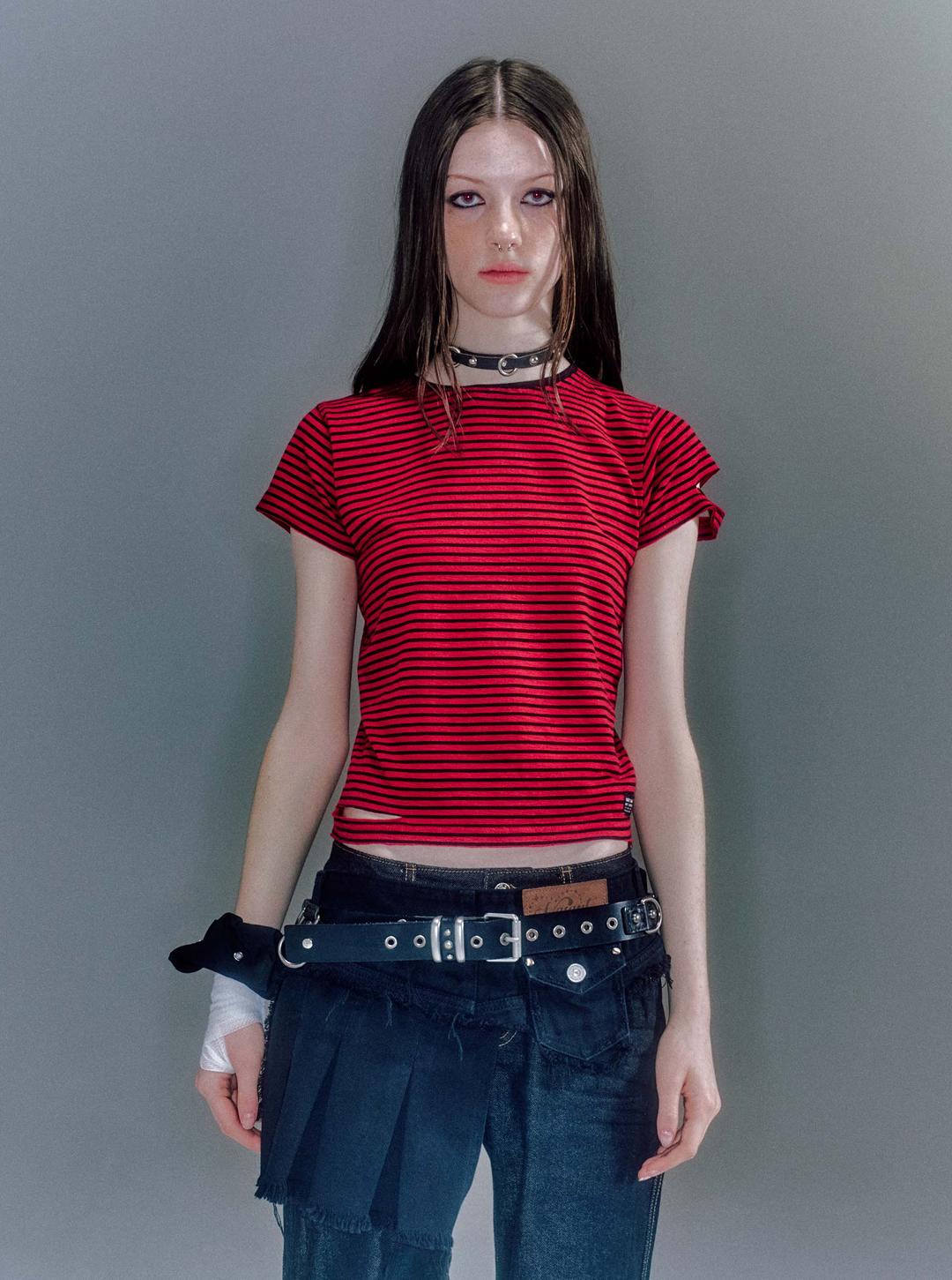 WOMEN OVAN DAMEGED STRIPE T-SHIRT RED