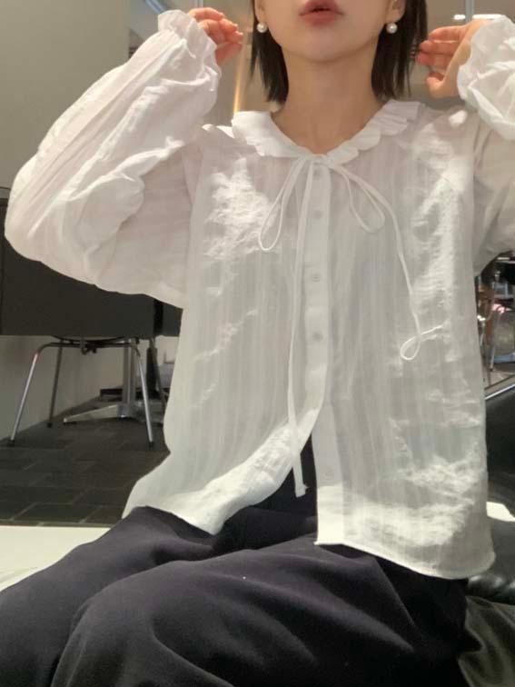 pinky collor blouse