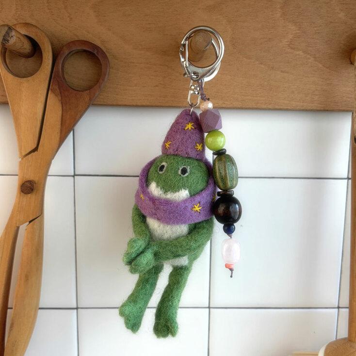 [울] frog wizard 키링