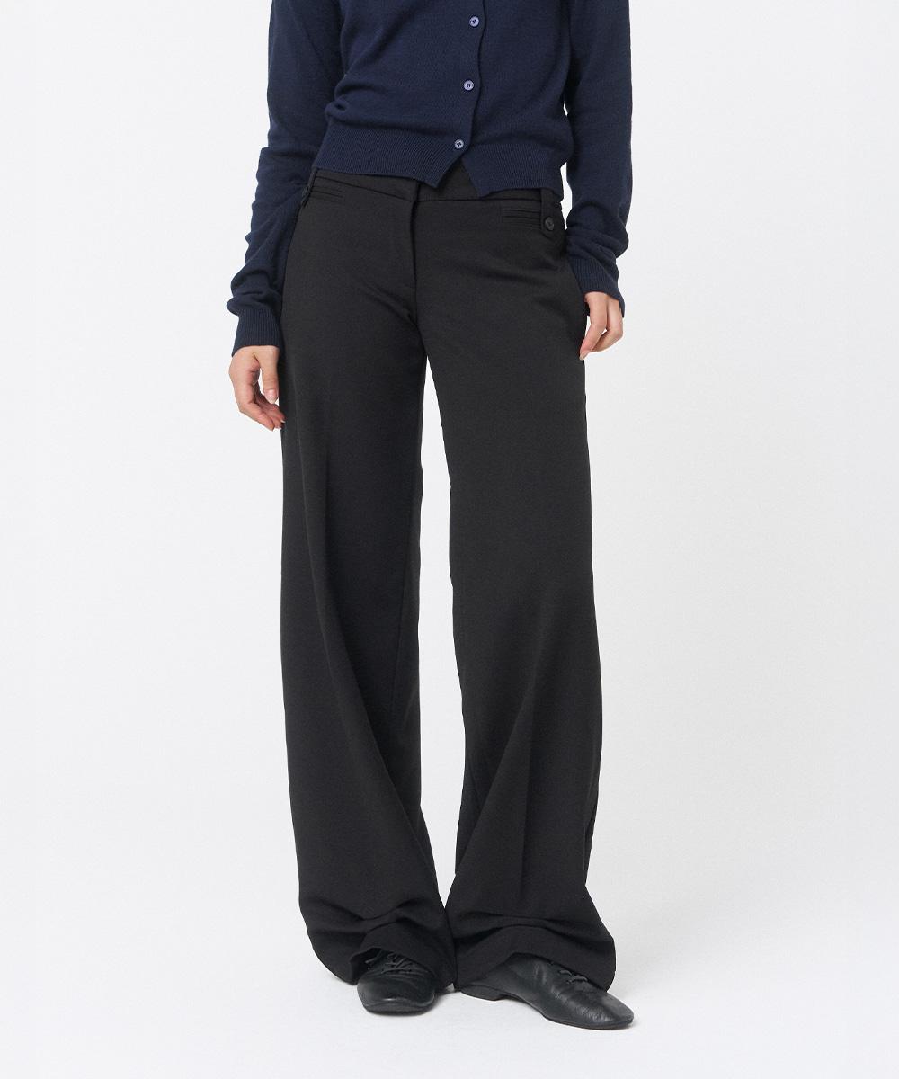 Tuck detail slacks pants BLACK