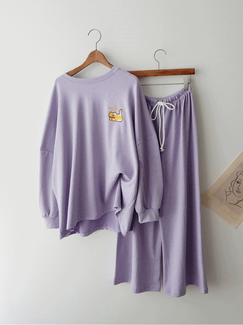 귀여워! Hello my cat SET/ 고양이 자수 포인트 박시 루즈핏 긴팔 티셔츠 밴딩 와이드팬츠 통바지 투피스 데일리 꾸안꾸 홈웨어 잠옷 파자마 트레이닝복 추리닝 세트