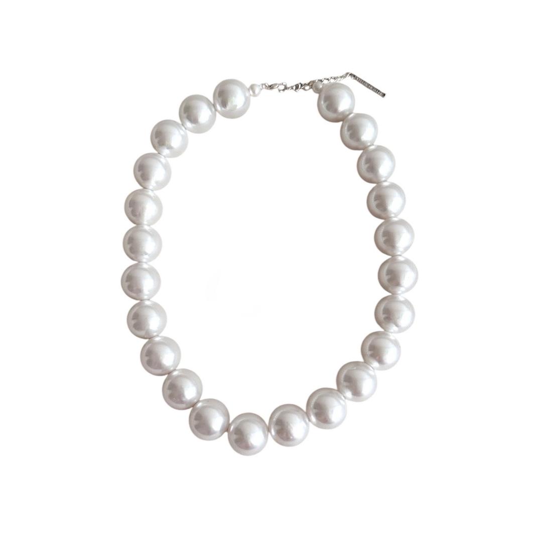 super pearl necklace