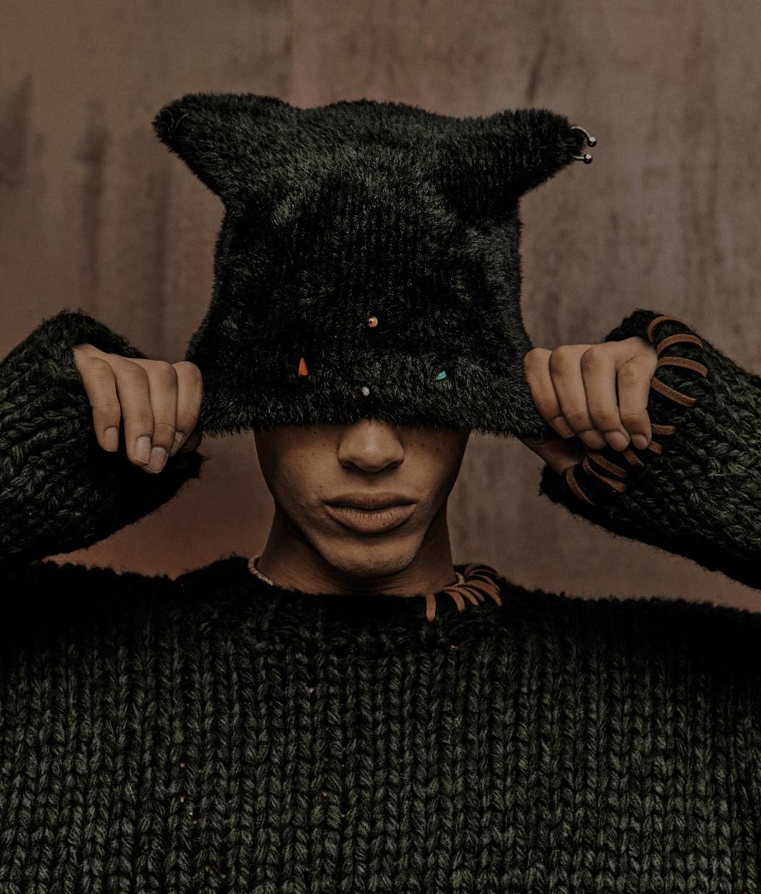 RECTANGLE ANGORA HAT