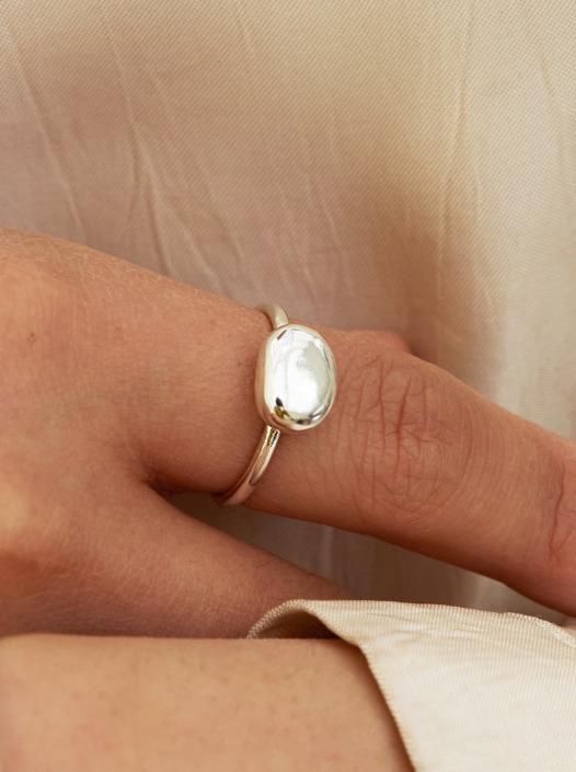 pebble ring
