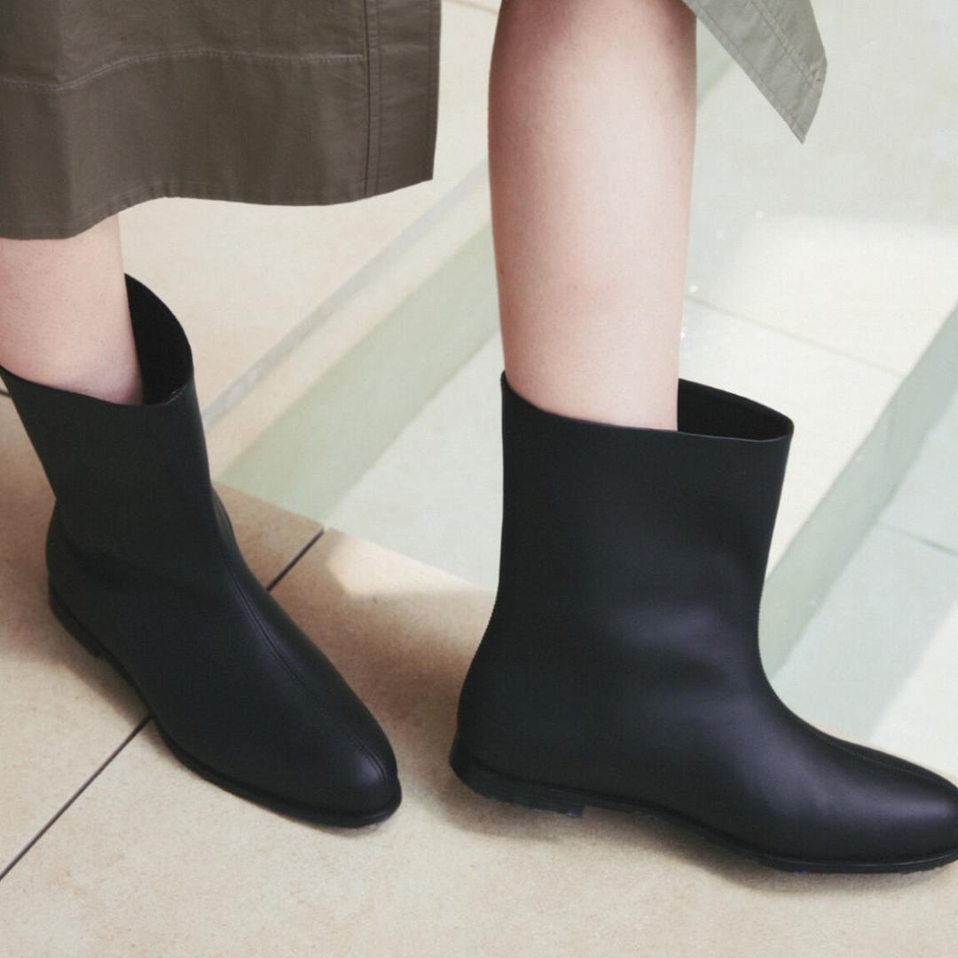 [바로배송][29CM 단독]KM034 코모레비 뮤지엄 핸드메이드 하이브리드 미들 레인부츠 I 4Colors