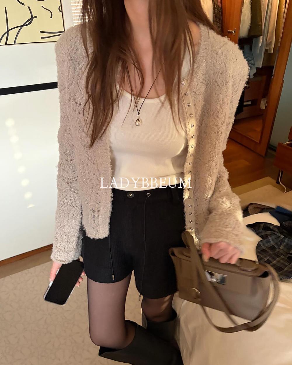 레이디쁨 25FW poster 포스터 트리밍 가디건 부클 니트 연말룩