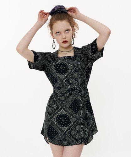 스퀘어 네크라인 원피스 [블랙 플라워 페이즐리]