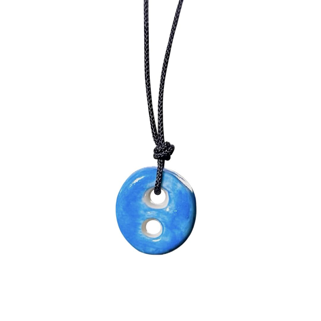 단추 necklace