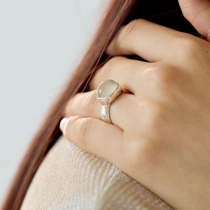 Gem ring