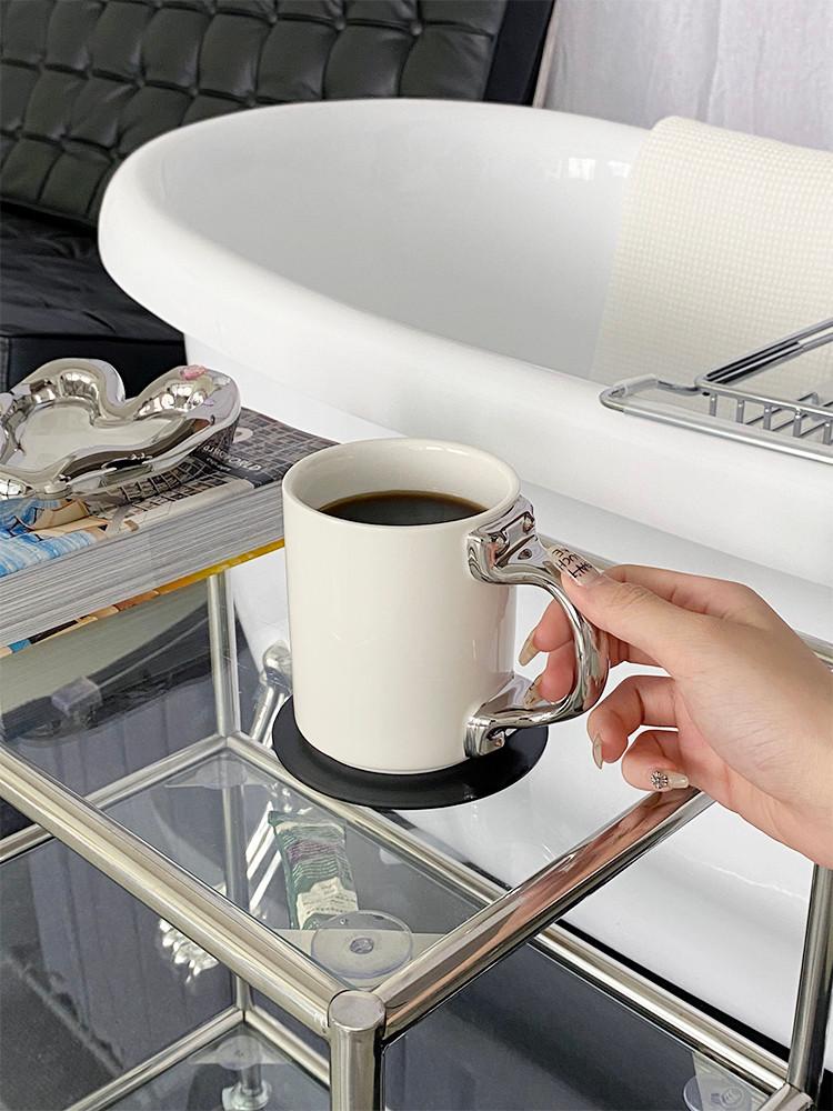 Doorknob Mug 도어핸들 머그컵 화이트 실버 세라믹 커피잔