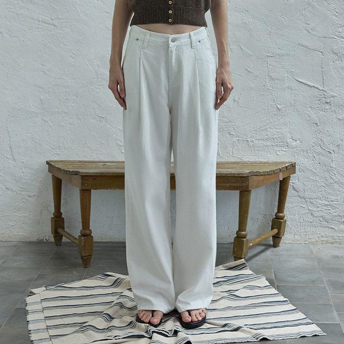 Front pintuck pants